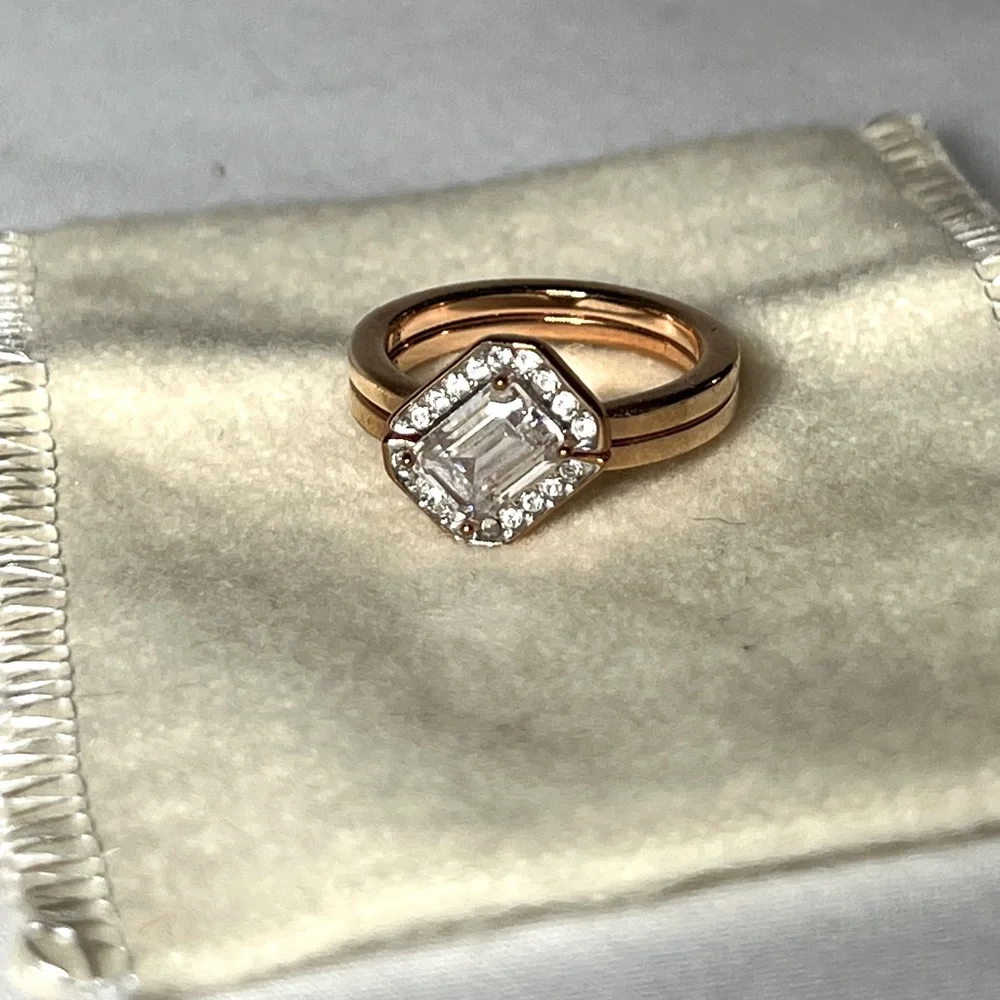 SWAROVSKI Emerald Cut Halo Set - Picture 2 of 6